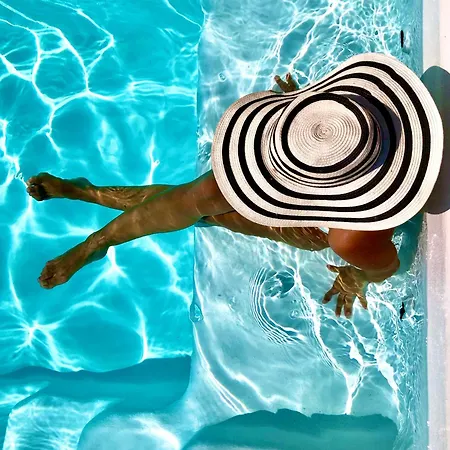 Pool Oasis With Private Parking- Modern Country Vigia 8 Semesterbostad *