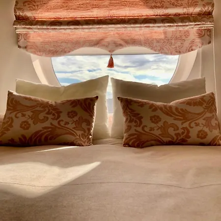 Nyaraló Pool Oasis With Private Parking- Modern Country Vigia 8