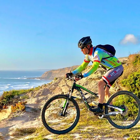 Pool Oasis With Private Parking- Modern Country Vigia 8