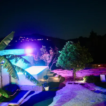 Semesterbostad Pool Oasis With Private Parking- Modern Country Vigia 8 *