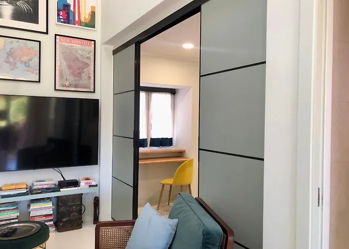 Pool Oasis With Private Parking- Modern Country Vigia 8