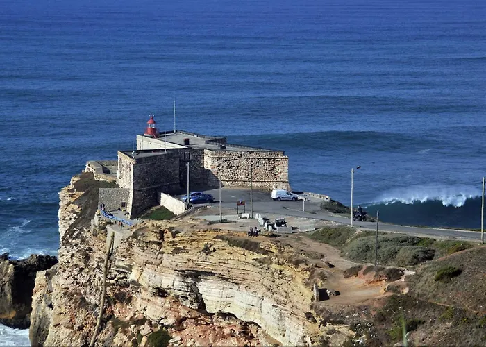 Pool Oasis With Private Parking- Modern Country Vigia 8 Сasa de vacaciones