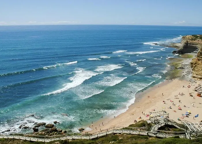 Сasa de vacaciones Pool Oasis With Private Parking- Modern Country Vigia 8 *