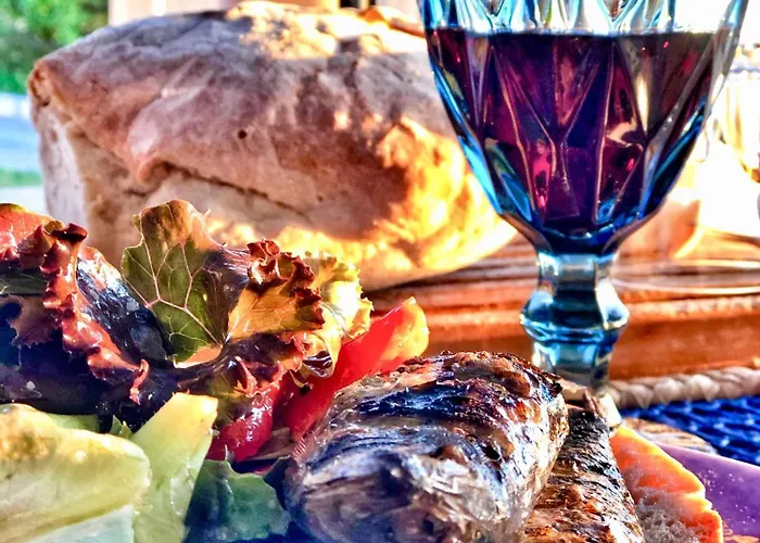 Pool Oasis With Private Parking- Modern Country Vigia 8 * Matacaes