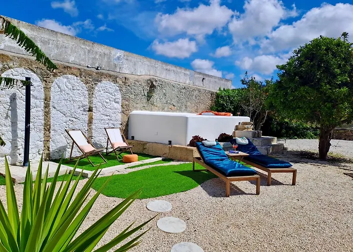 Pool Oasis With Private Parking- Modern Country Vigia 8 Matacaes