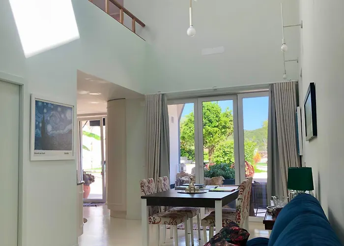 Pool Oasis With Private Parking- Modern Country Vigia 8 Сasa de vacaciones Matacaes