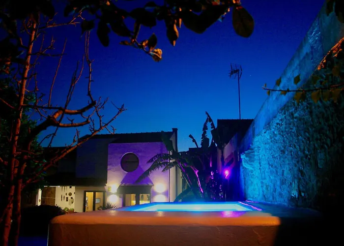 Pool Oasis With Private Parking- Modern Country Vigia 8 펜션 Matacaes